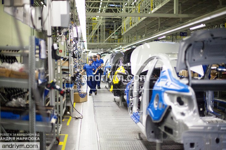 АВТОМОБІЛЬНИЙ ЗАВОД HYUNDAI