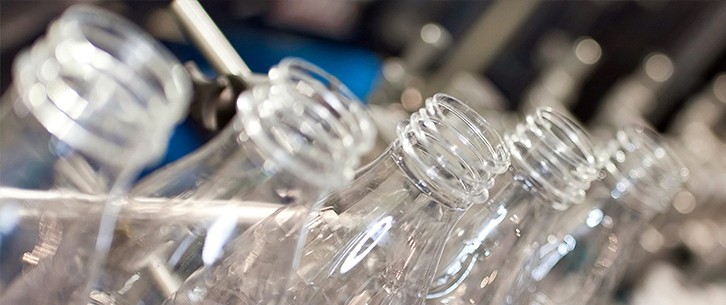 УПАКОВКА ПЛАСТИКОВИХ КАНІСТР