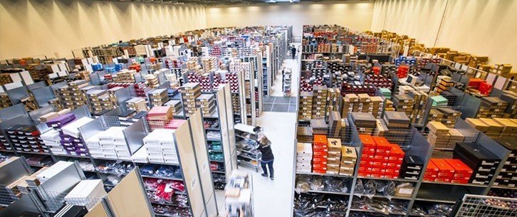 ПРАЦІВНИК НА СКЛАД БРЕНДОВОГО ОДЯГУ