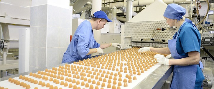 ПРАЦІВНИК ШОКОЛАДНОЇ ФАБРИКИ