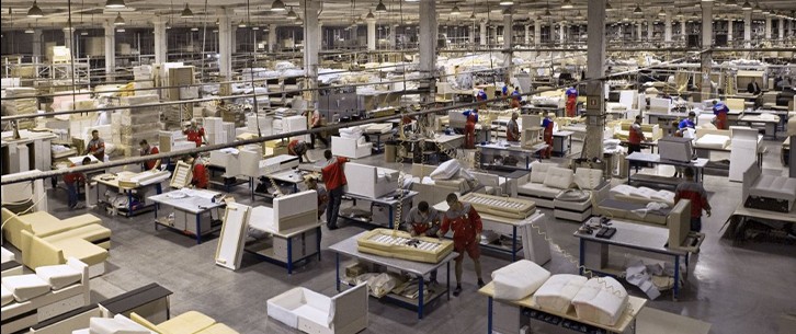 ПРАЦІВНИК НА ПОШИТТІ ЕЛЕМЕНТІВ МЕБЛІВ НА ФАБРИЦІ KLER