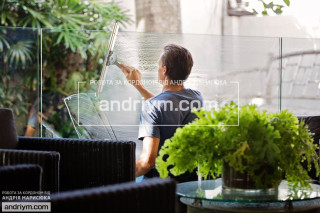 Office and hotel cleaner