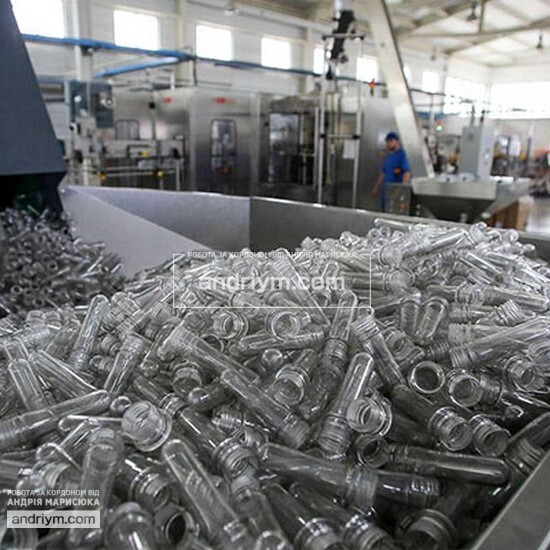 Worker for the production of plastic elements