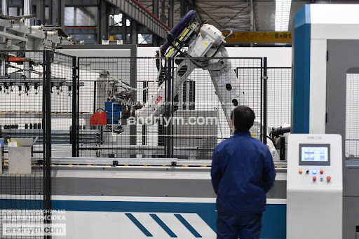 Automated production line operator
