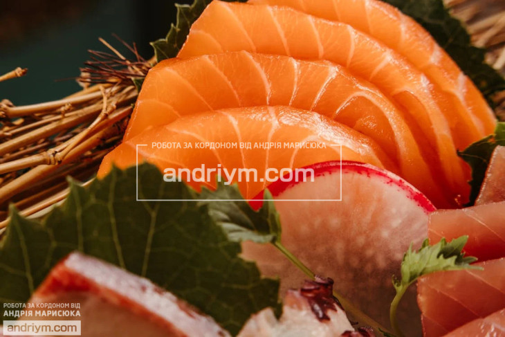 Worker for fish packaging